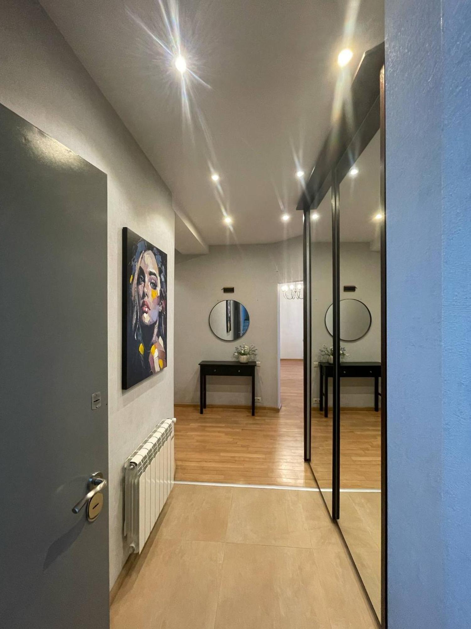 Nest Apartment